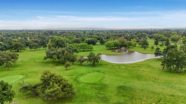 2400 Bonniebrook Dr, Stockton, CA 95207