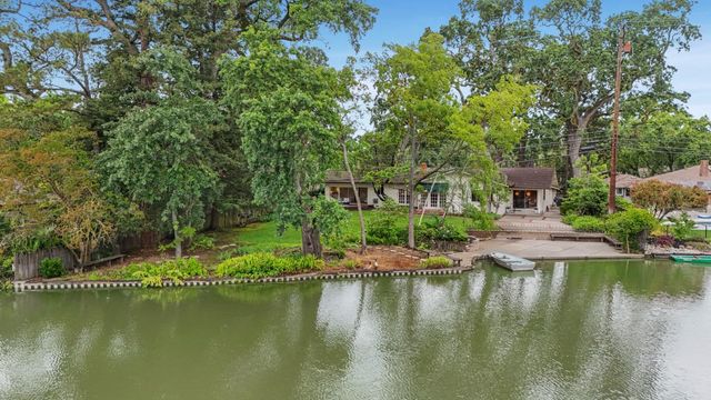 2400 Bonniebrook Dr, Stockton, CA 95207