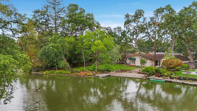 2400 Bonniebrook Dr, Stockton, CA 95207