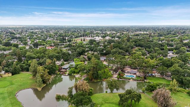 2400 Bonniebrook Dr, Stockton, CA 95207