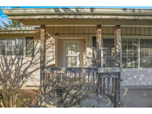 18601 Se CLINTON St, Gresham, OR 97030