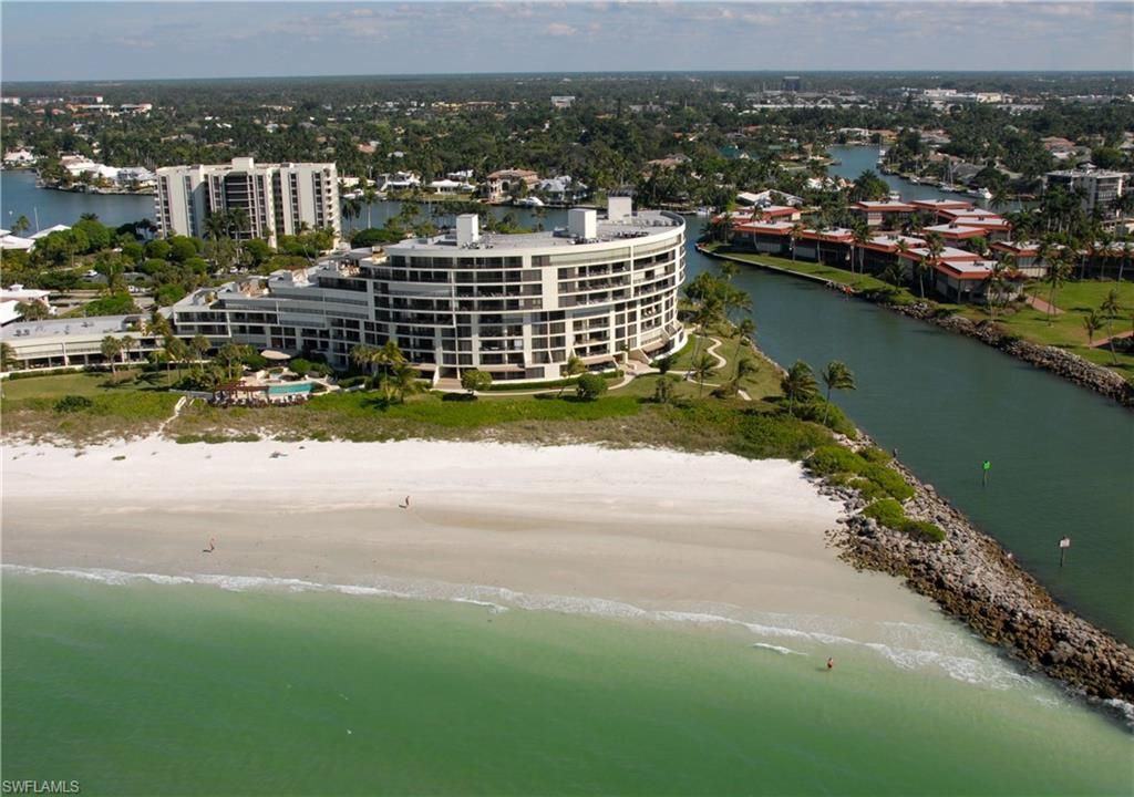 2388 Gulf Shore BLVD N 204, NAPLES, FL 34103 — photo 2