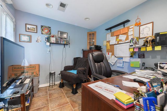 440 Donwood Place, Biloxi, MS 39530