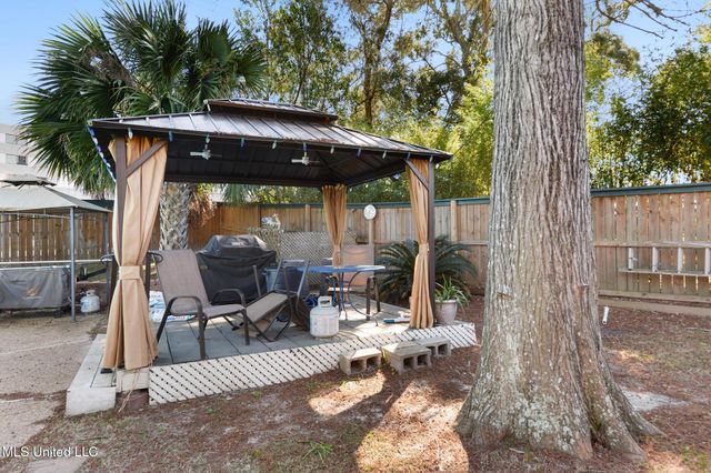 440 Donwood Place, Biloxi, MS 39530