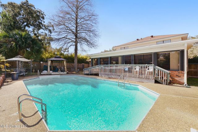 440 Donwood Place, Biloxi, MS 39530