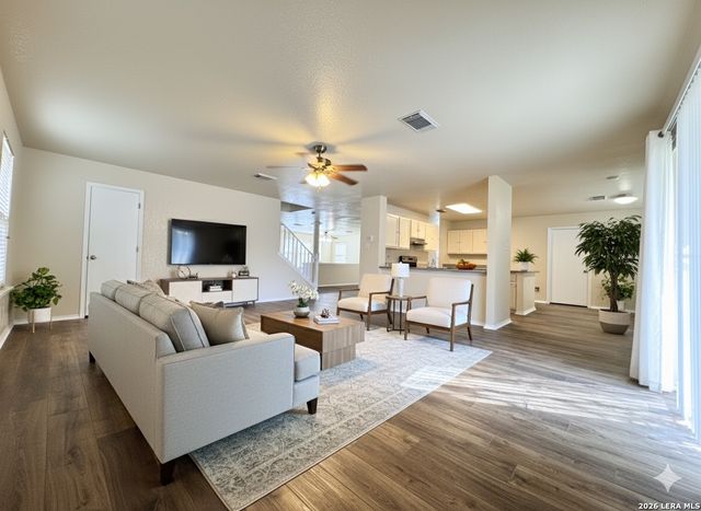 7405 Forest Edge, Live Oak, TX 78233