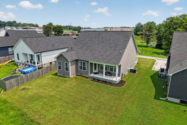 435 Colvert Lake Rd, Smithville, TN 37166
