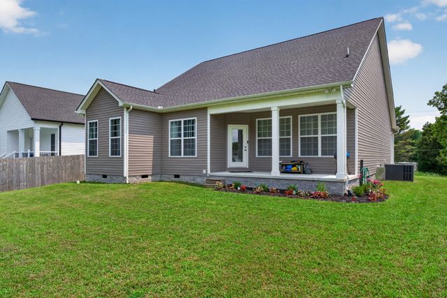 435 Colvert Lake Rd, Smithville, TN 37166