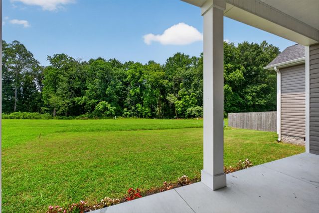 435 Colvert Lake Rd, Smithville, TN 37166