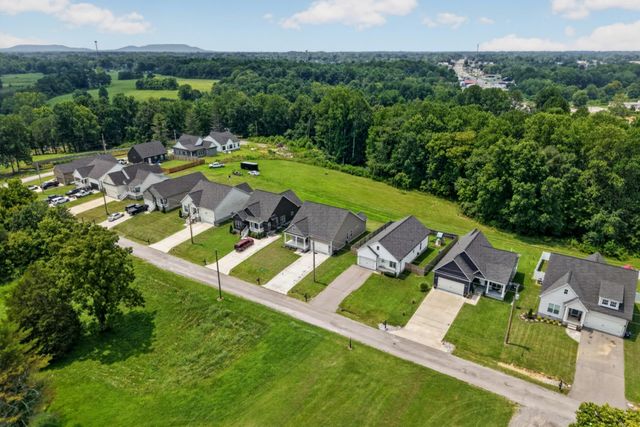 435 Colvert Lake Rd, Smithville, TN 37166