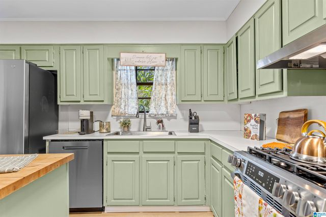 3328 SUNNY MEADOWS COURT, Birmingham, AL 35242