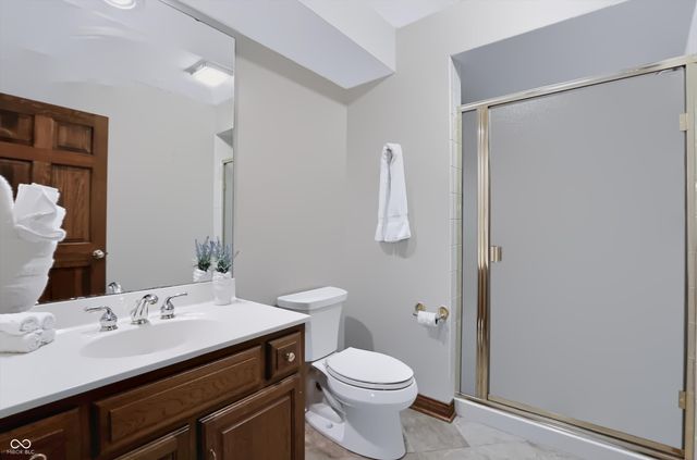 1831 Knaphill Court, Carmel, IN 46033