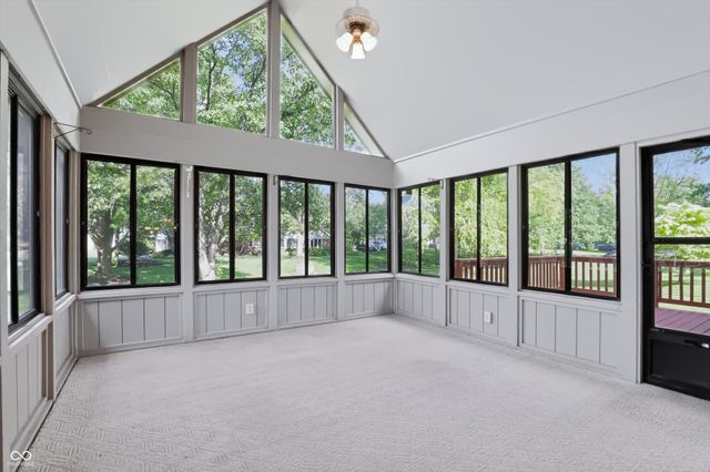 1831 Knaphill Court, Carmel, IN 46033