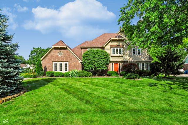 1831 Knaphill Court, Carmel, IN 46033