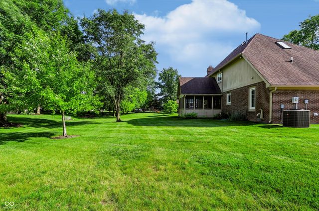 1831 Knaphill Court, Carmel, IN 46033