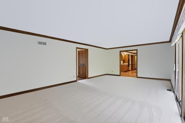 1831 Knaphill Court, Carmel, IN 46033