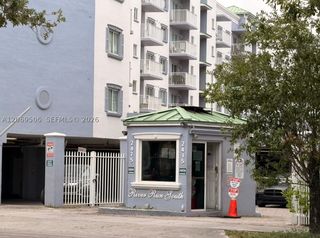 2415 NW 16th St Rd 207-1, Miami, FL 33125