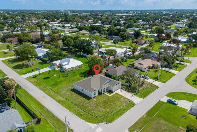 1561 SE Portillo Road, Port St. Lucie, Port St Lucie, FL 34952