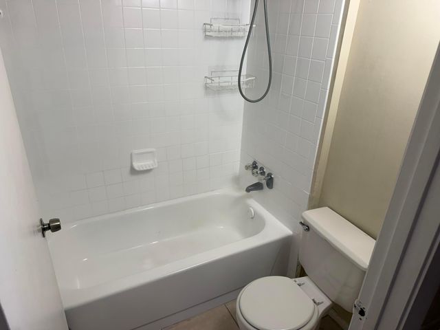 4441 W Mcnab Road 13, Pompano Beach, FL 33069