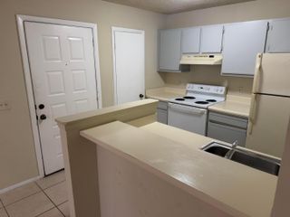 4441 W Mcnab Road 13, Pompano Beach, FL 33069