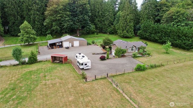8612 240th Avenue E, Buckley, WA 98321