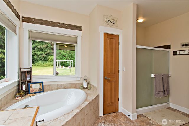 8612 240th Avenue E, Buckley, WA 98321