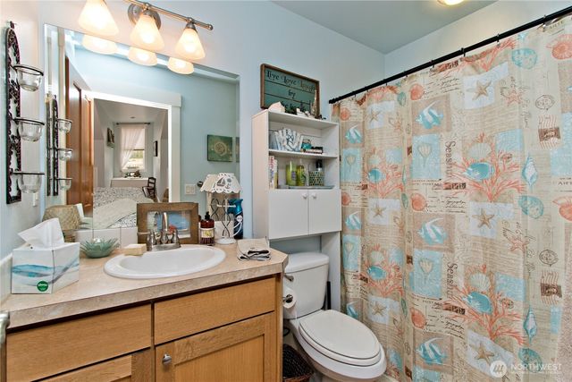 8612 240th Avenue E, Buckley, WA 98321