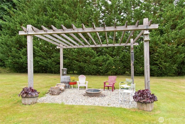 8612 240th Avenue E, Buckley, WA 98321