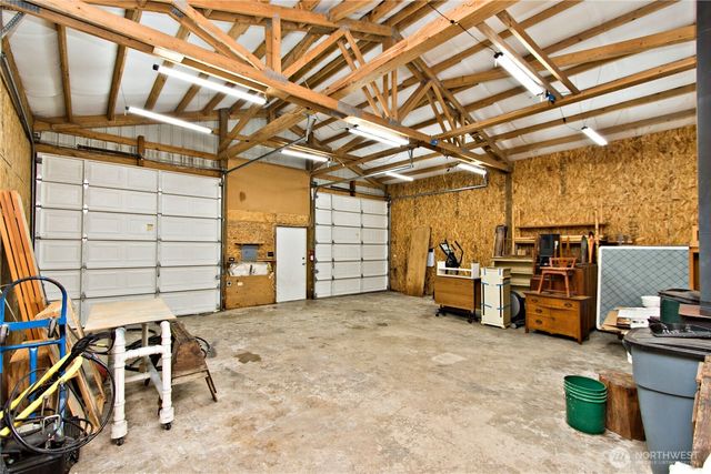 8612 240th Avenue E, Buckley, WA 98321