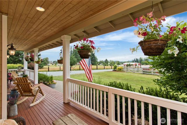 8612 240th Avenue E, Buckley, WA 98321