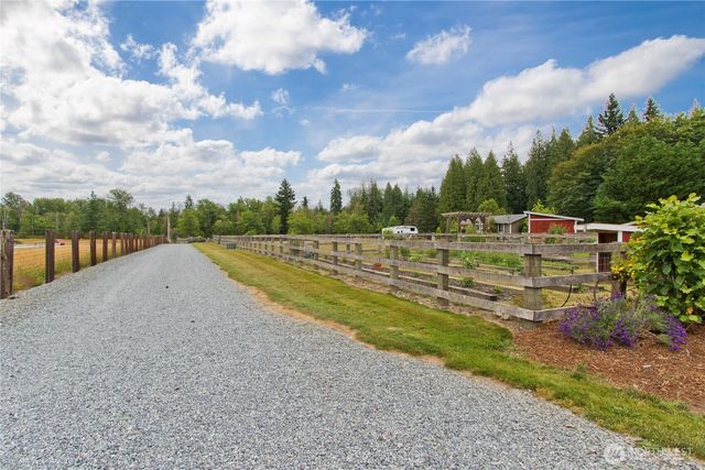 8612 240th Avenue E, Buckley, WA 98321