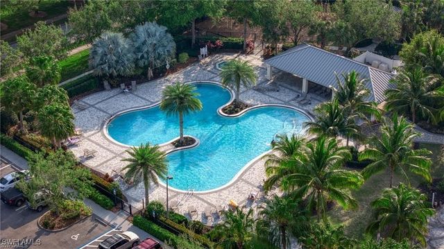 2656 BLOSSOM WAY, Naples, FL 34120