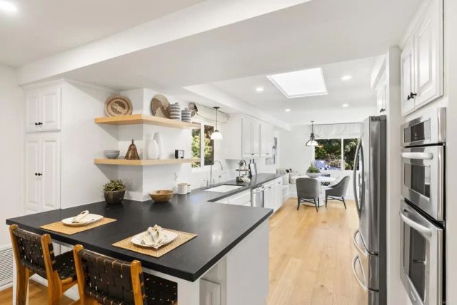 6147 Camino Selva, Rancho Santa Fe, CA 92067