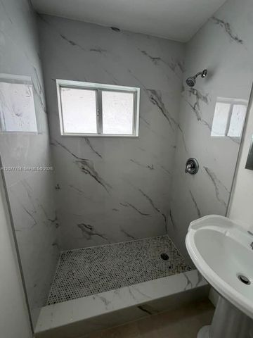 2465 W Flagler Street 6, Miami, FL 33135
