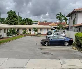 2465 W Flagler Street 6, Miami, FL 33135