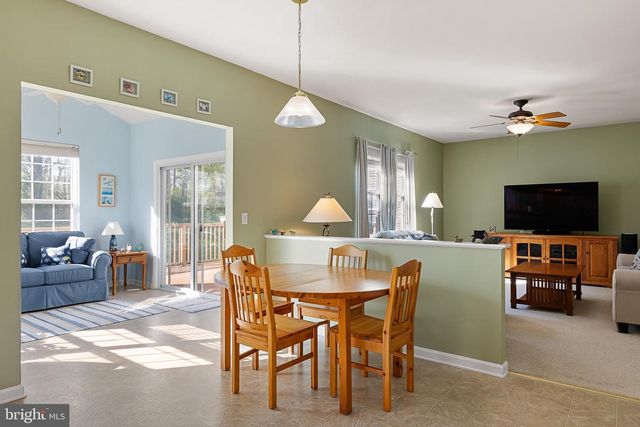 1607 WIEGON DR, New Castle, DE 19720