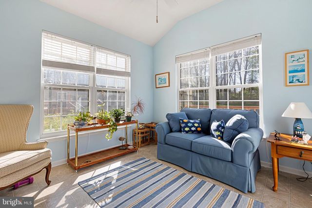 1607 WIEGON DR, New Castle, DE 19720