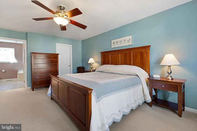 1607 WIEGON DR, New Castle, DE 19720