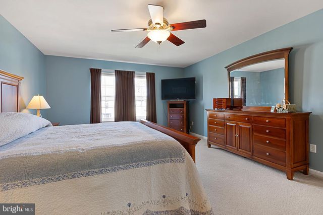 1607 WIEGON DR, New Castle, DE 19720