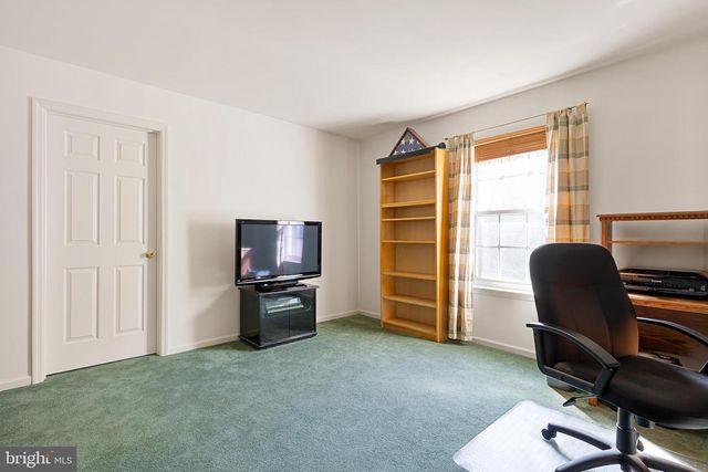 1607 WIEGON DR, New Castle, DE 19720