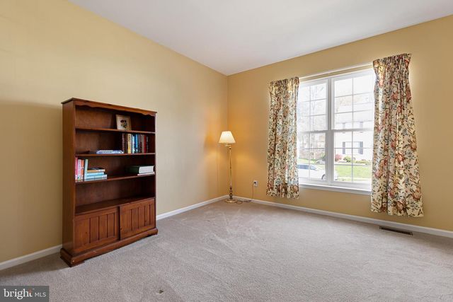 1607 WIEGON DR, New Castle, DE 19720