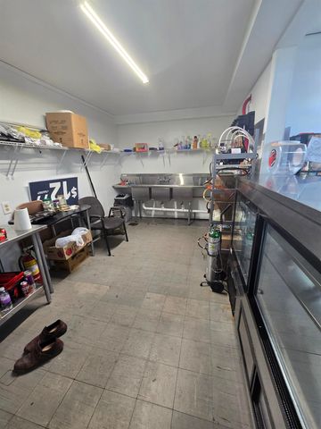 434 State Park Drive, Bay City, MI 48706