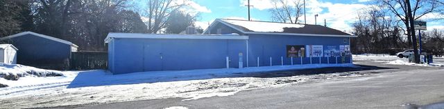 434 State Park Drive, Bay City, MI 48706