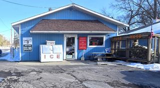 434 State Park Drive, Bay City, MI 48706