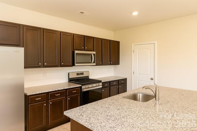 6010 Walkers Run Drive, Monroe, NC 28110