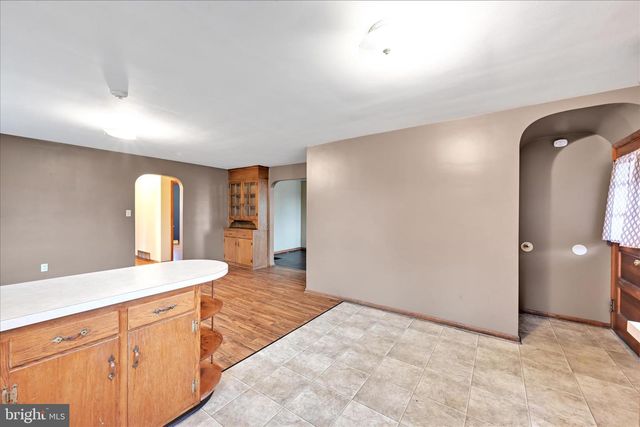 1225 SHUMAKER RD, Manheim, PA 17545