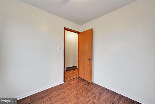 1225 SHUMAKER RD, Manheim, PA 17545