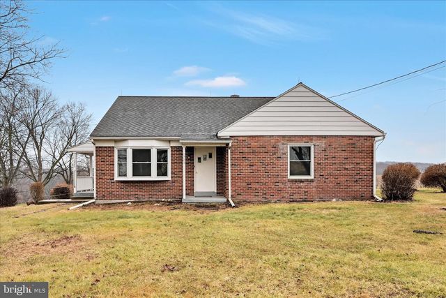 1225 SHUMAKER RD, Manheim, PA 17545