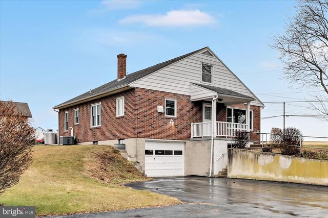 1225 SHUMAKER RD, Manheim, PA 17545