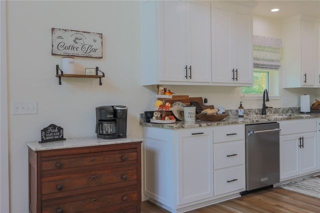 21956 Highway 21, Ozone, AR 72854